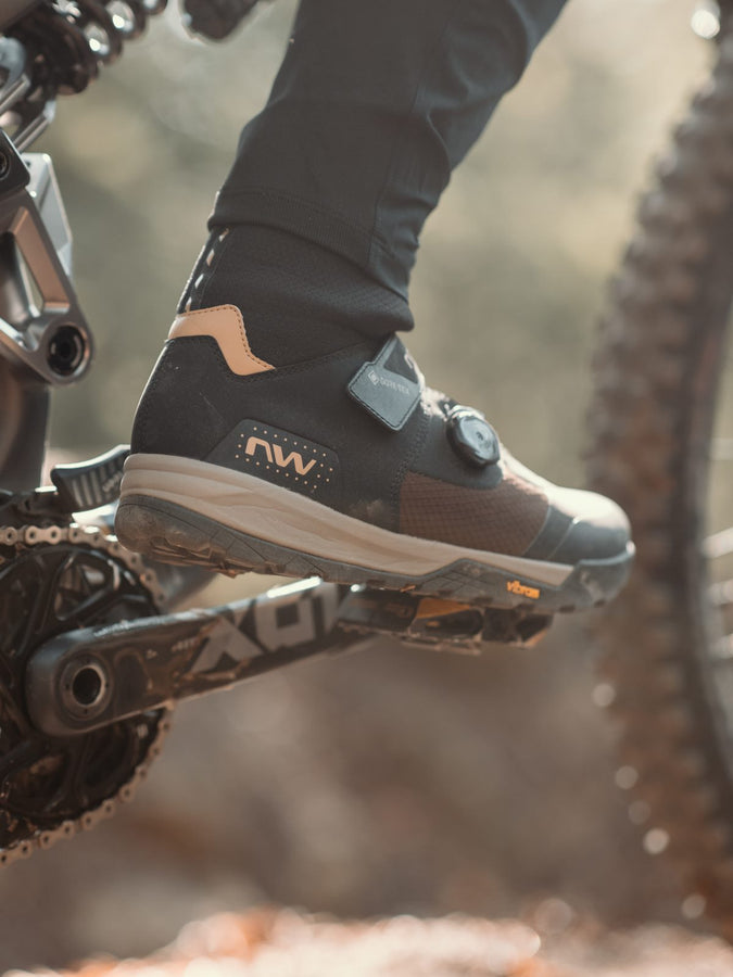 Buty rowerowe NORTHWAVE KINGROCK Plus GTX - czarno miodowy