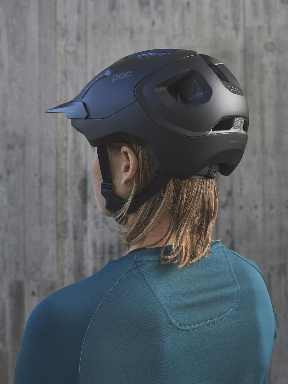 Kask rowerowy POC AXION - czarny