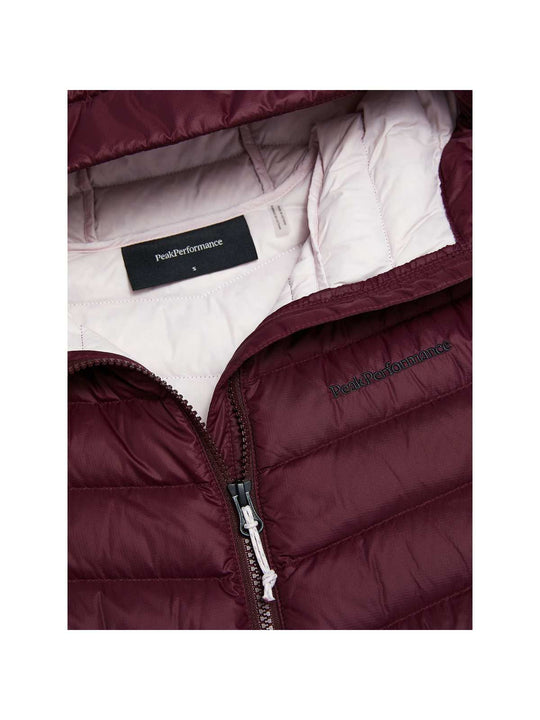 Kurtka damska PEAK PERFORMANCE Frost Down Hood Jacket bordowa
