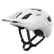 Kask rowerowy POC AXION - biały
