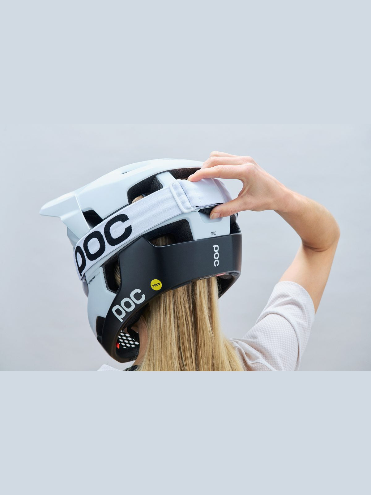 Kask rowerowy POC Otocon Race MIPS granatowy