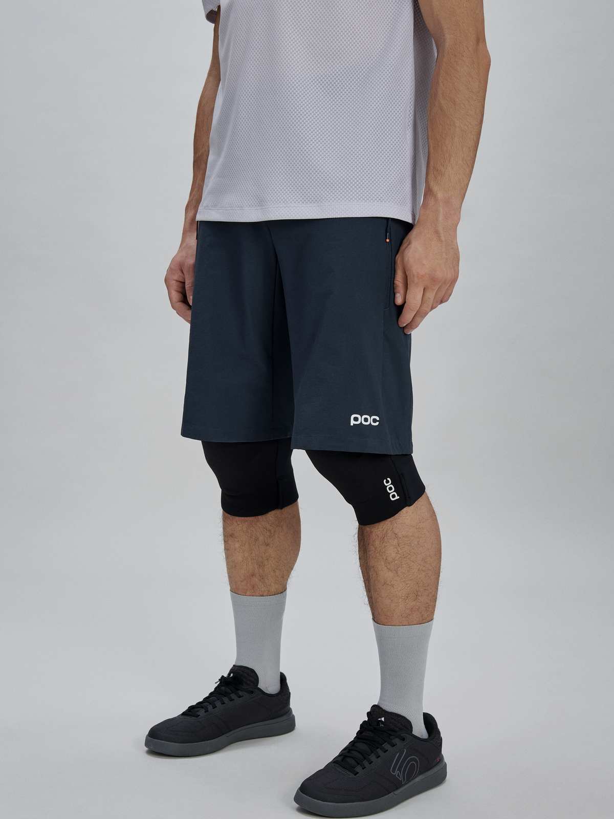 Spodenki rowerowe POC M's Motion Shorts granatowe