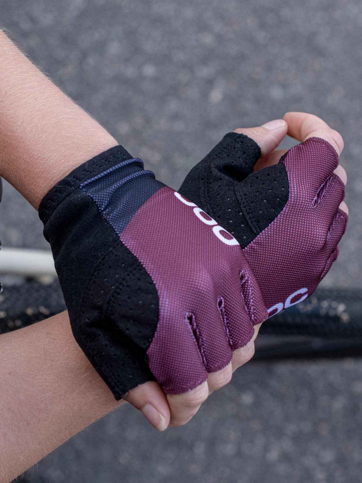 Rękawice Rowerowe POC ESSENTIAL ROAD MESH SHORT - Rękawiczki rowerowe - Adventure Sports