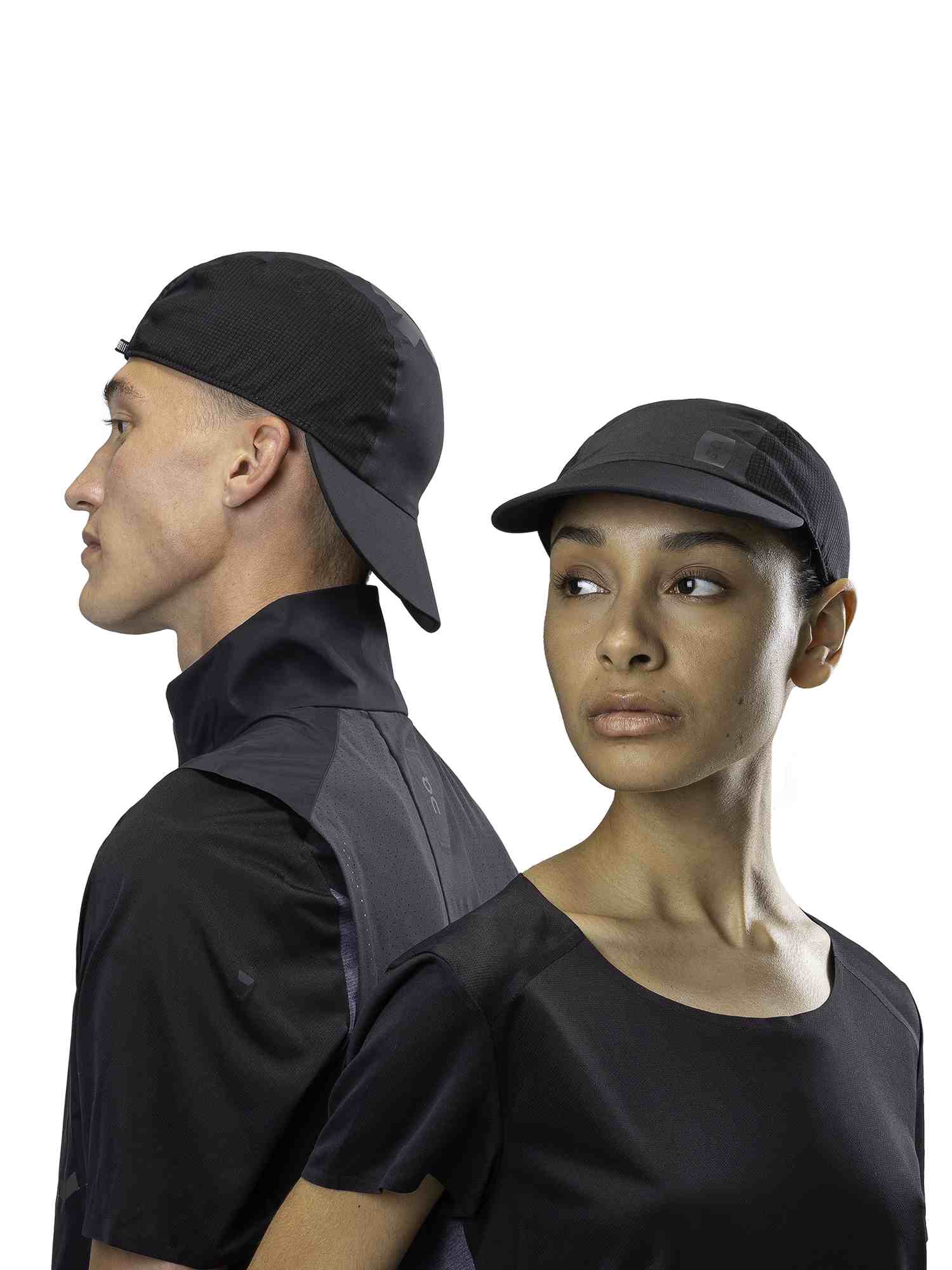 Czapka do biegania ON RUNNING Zero Cap czarny