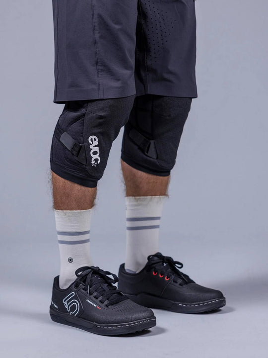 Ochraniacze na kolana EVOC Knee Prot Ls Flex Enduro black
