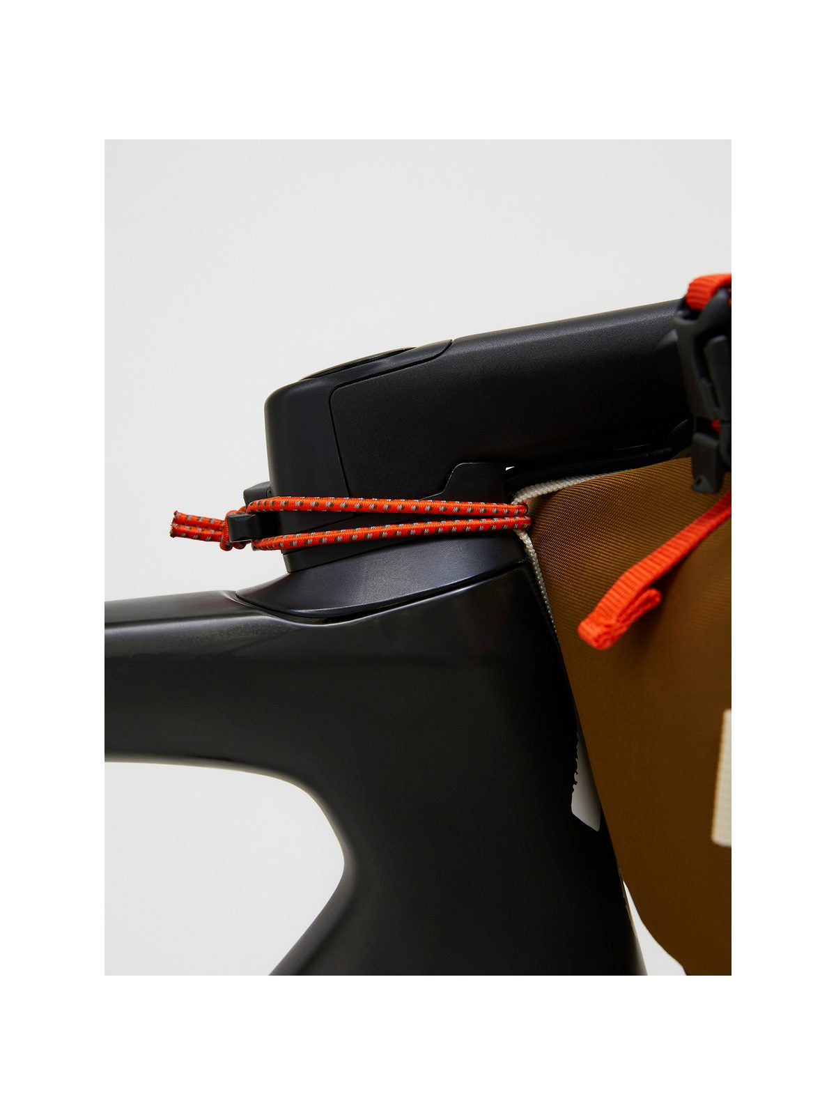 Nerka PEAK PERFORMANCE Street Bike Bag brązowy