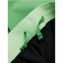 Szorty treningowe damskie PEAK PERFORMANCE W Trail Light Shorts zielone - Adventure Sports
