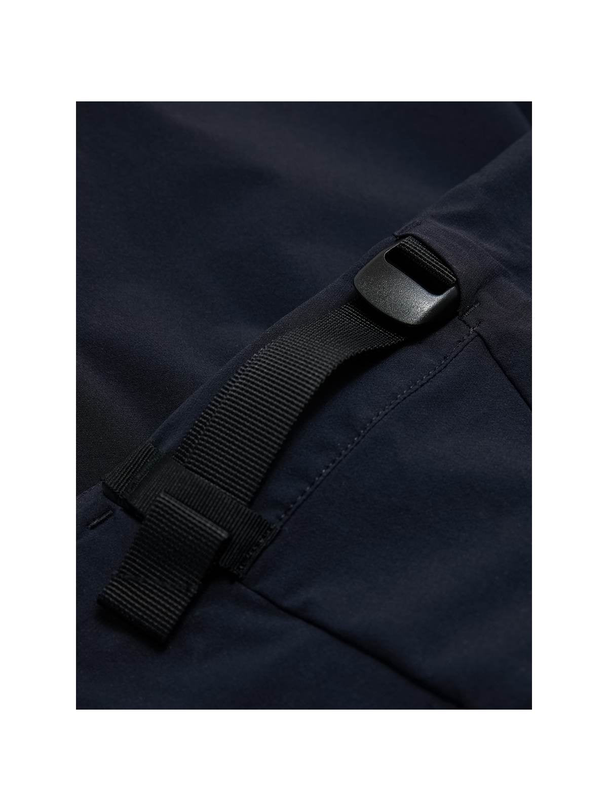 adventuresports szorty-peak-performance-m-trail-shorts-czarny-g80234030-050 detail