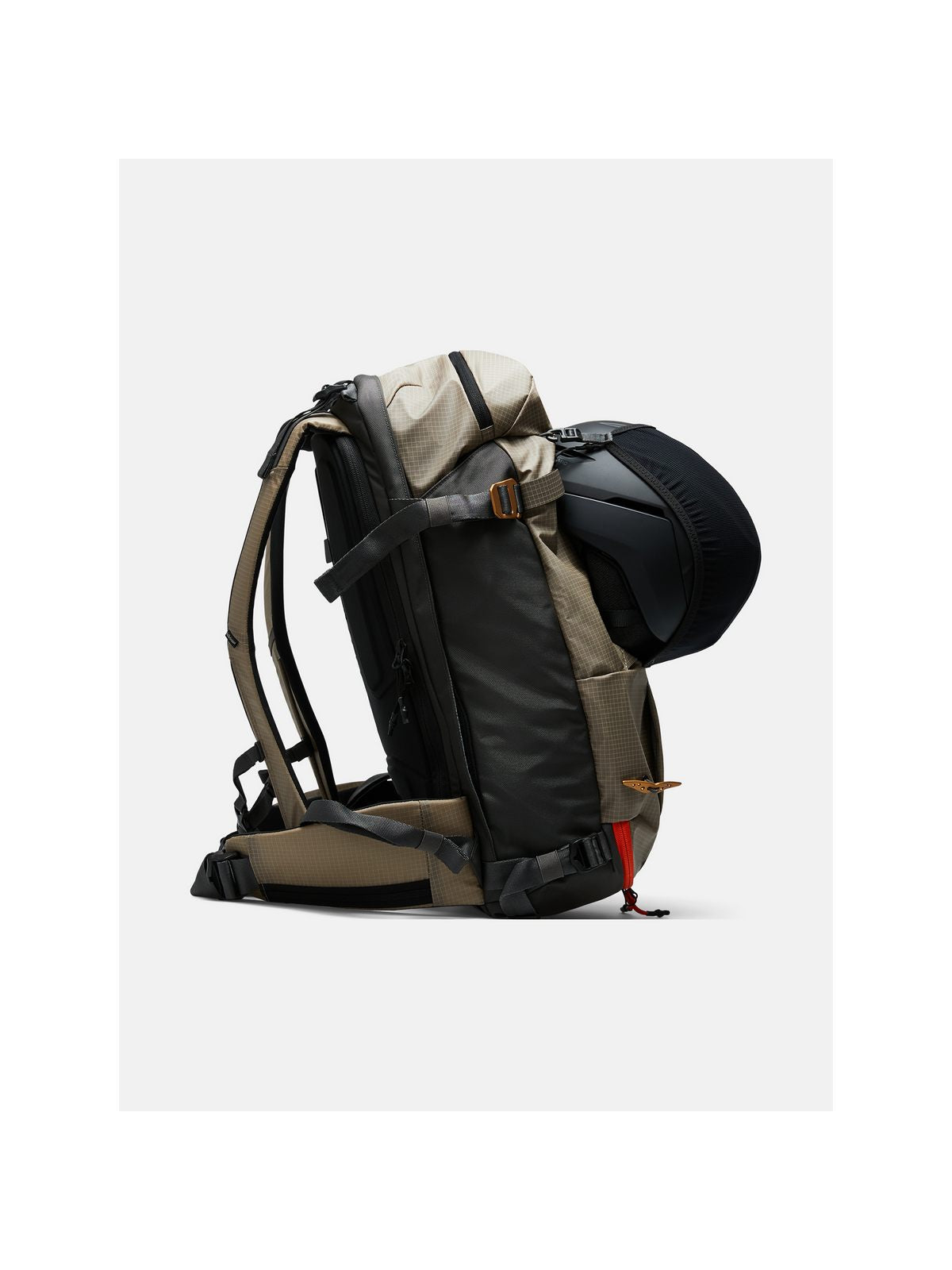 Plecak PEAK PERFORMANCE Vertical Ski Backpack 25L beżowy
