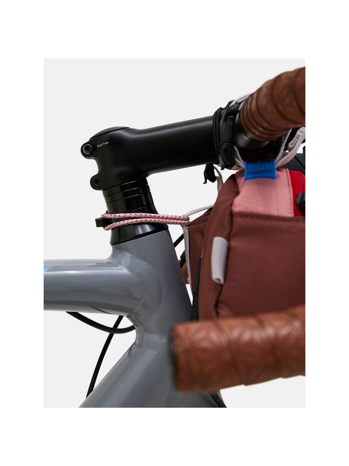 adventuresports nerka-peak-performance-street-bike-bag-g80777050-r64 detail3