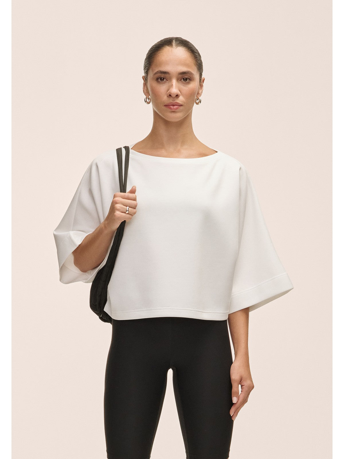 Koszulka damska Casall Aria Cropped Boatneck biały - Adventure Sports