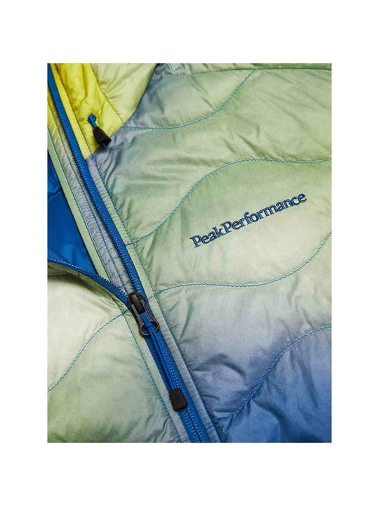 Kurtka puchowa męska PEAK PERFORMANCE M Helium Aop Down Hood Jacket kolor multikolor
