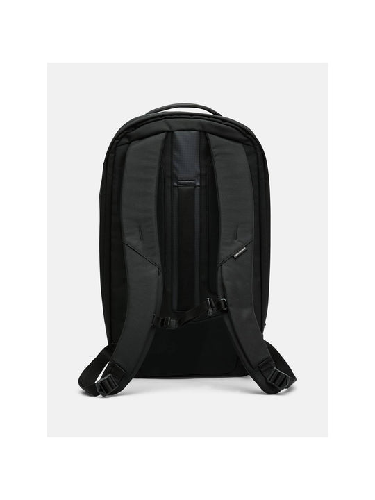 Plecak PEAK PERFORMANCE Commuter Backpack czarny
