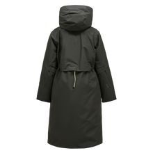 Płaszcz PEAK PERFORMANCE W Treeline Down Coat zielony
