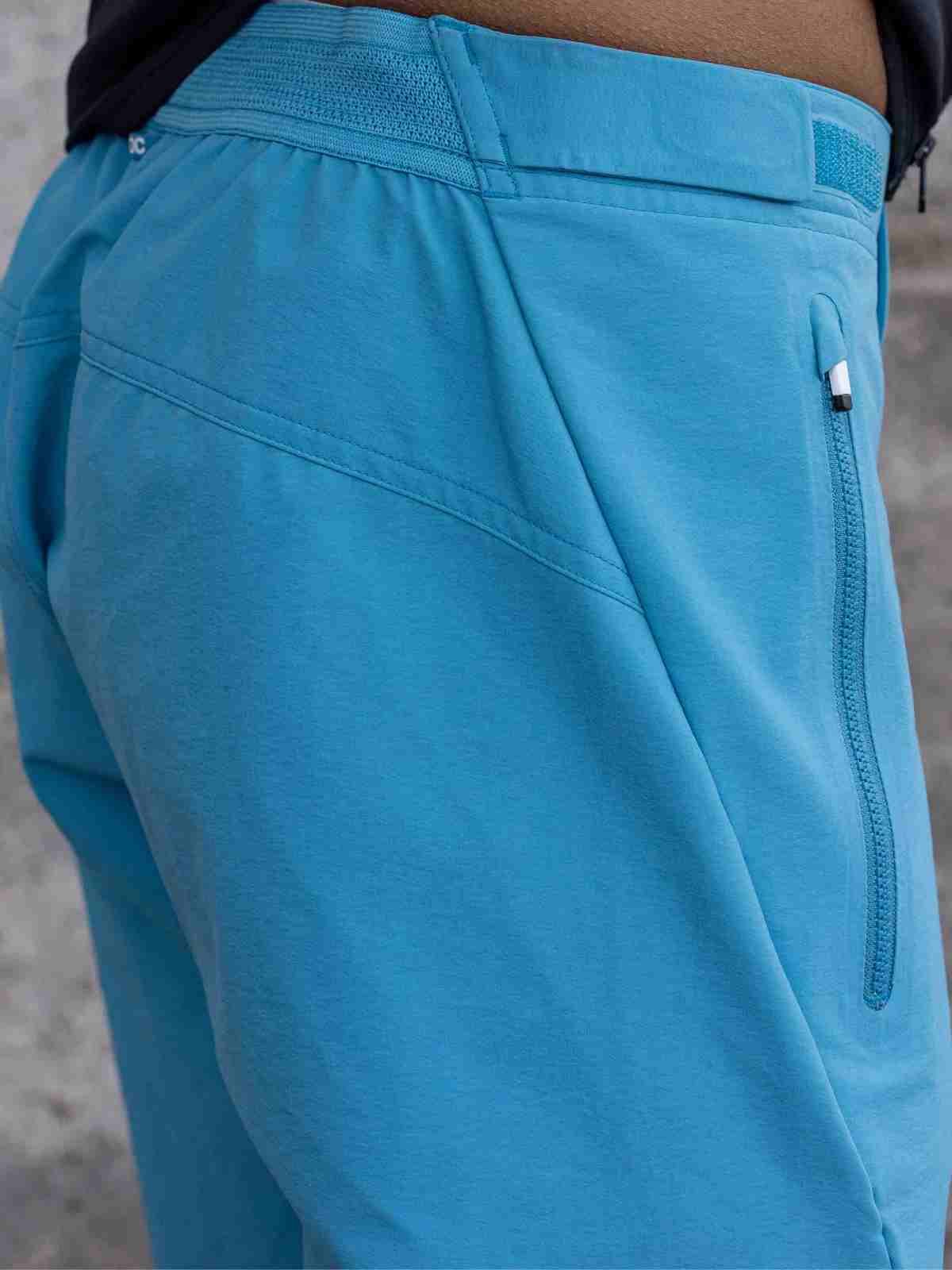 Spodenki rowerowe POC ESSENTIAL ENDURO - niebieski - Adventure Sports
