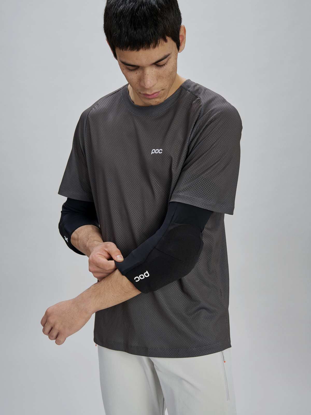 Ochraniacz rowerowy POC VPD Max Elbow czarny