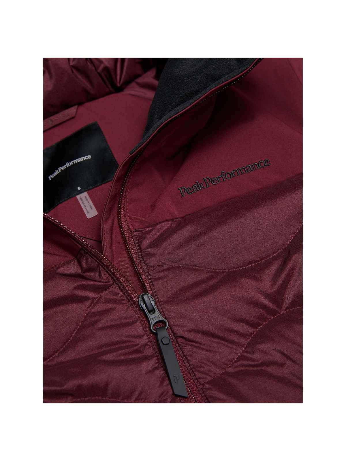 Kurtka narciarska damska PEAK PERFORMANCE Silverchute Helium Down Jacket bordowa