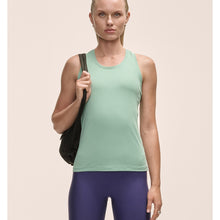 Koszulka treningowa damska Casall Essential Racerback Tank zielony
