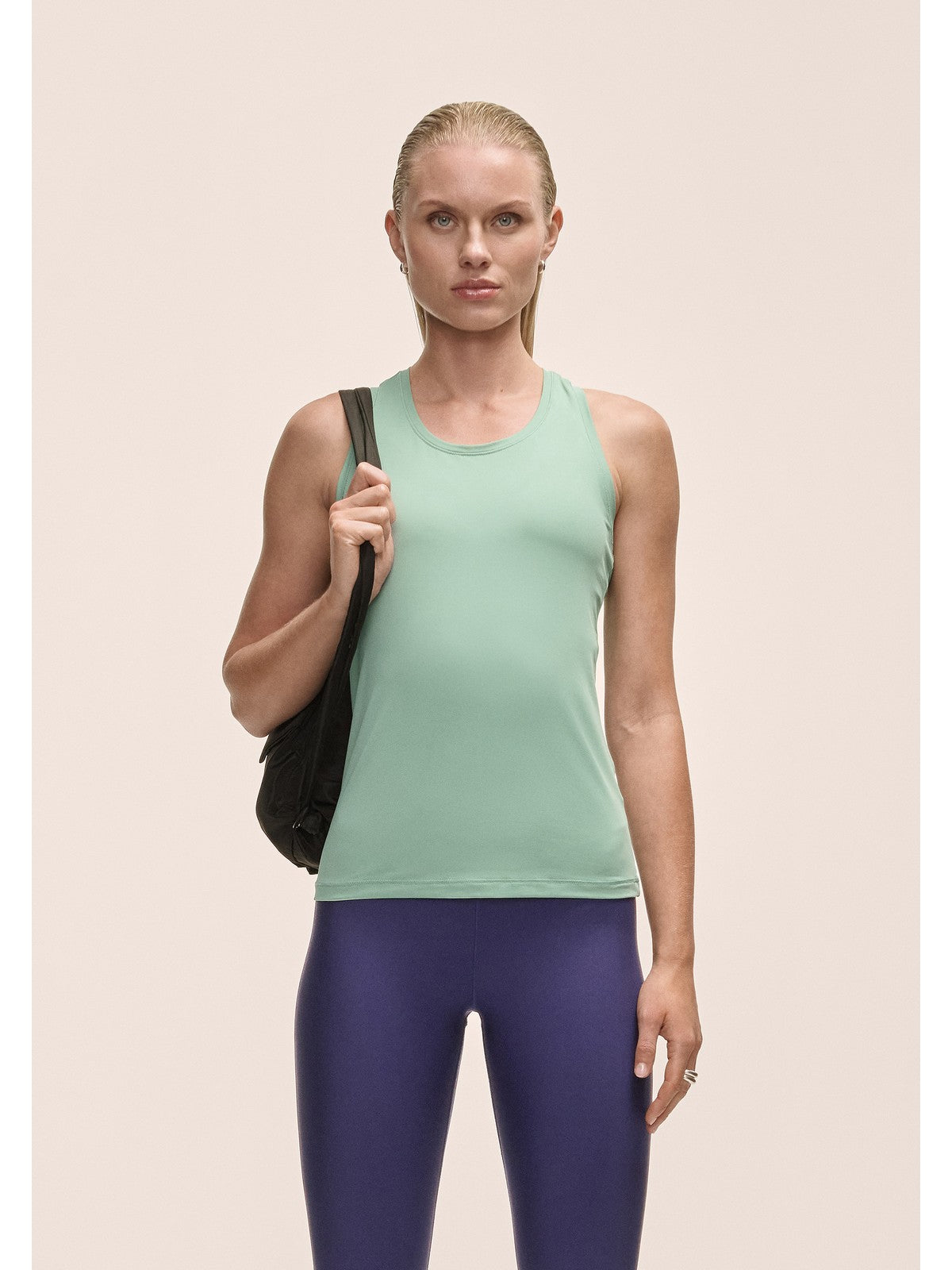 Koszulka treningowa damska Casall Essential Racerback Tank zielony
