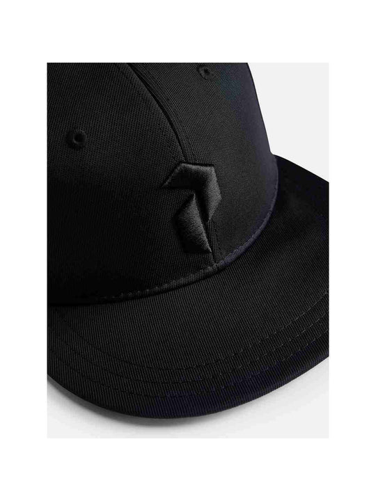 adventuresports czapka-z-daszkiem-peak-performance-player-snapback-czarny-g77360030-050 detail1
