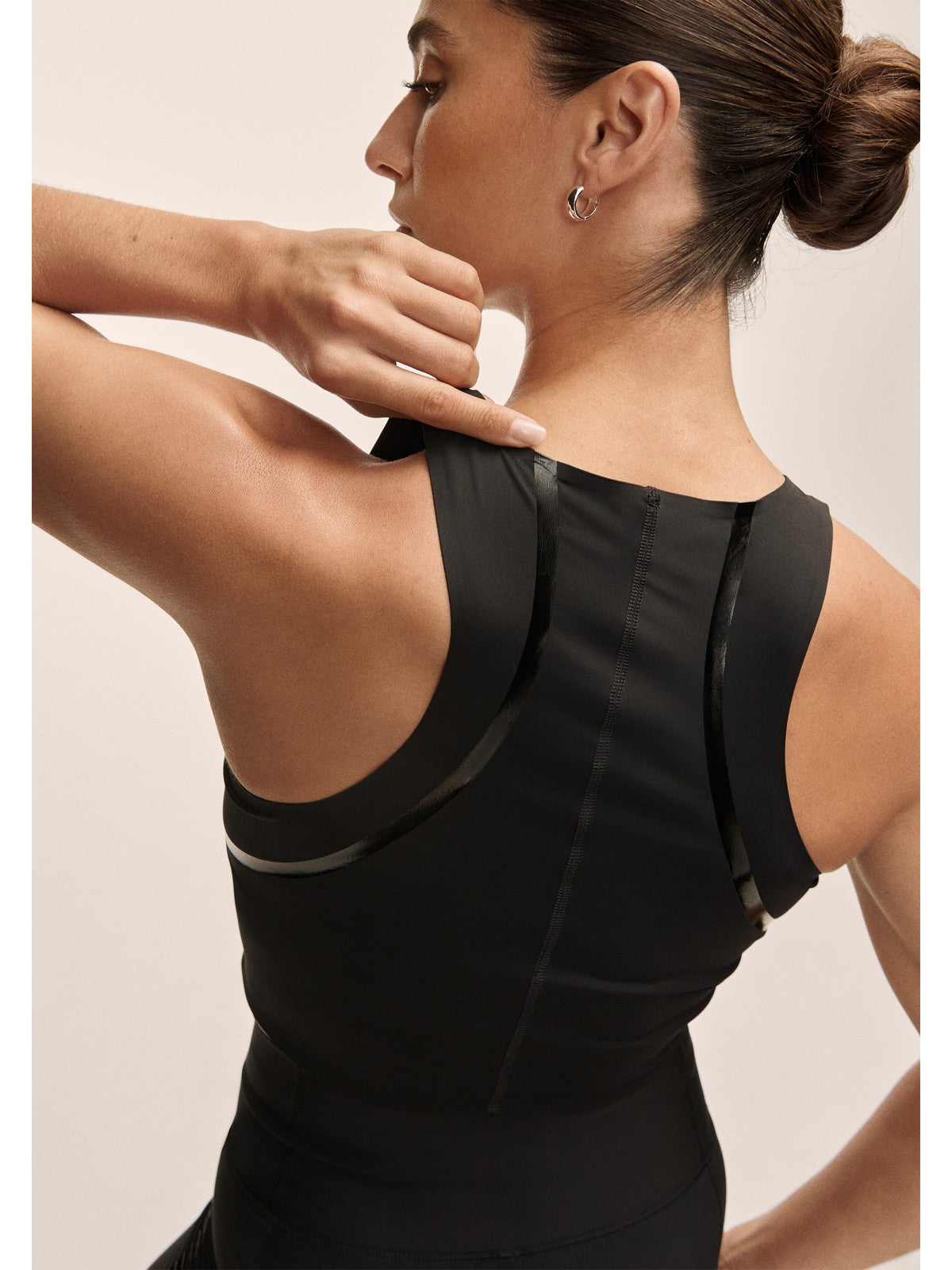 Top damski treningowy Casall Sculpture Top czarny