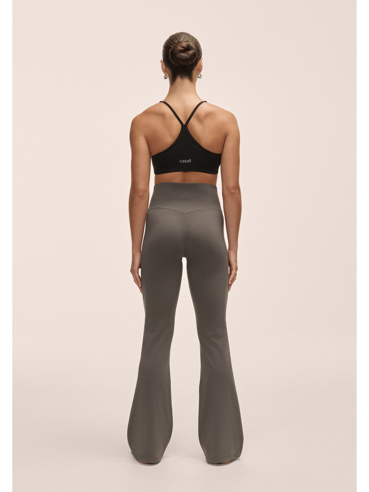 Spodnie damskie Casall Soft Touch Flared Pants szary