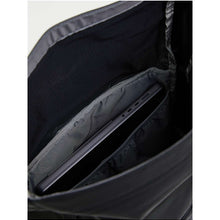 Plecak PEAK PERFORMANCE Roll Top Backpack czarny
