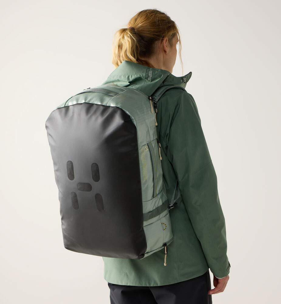 Torba HAGLÖFS Magma 42L dew green/chlorophyll green