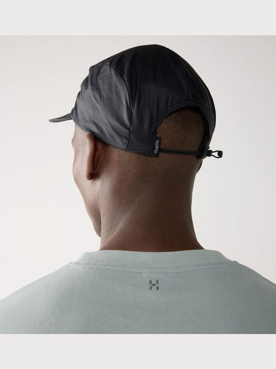 Czapka z daszkiem HAGLÖFS Vara Alpha True Black
