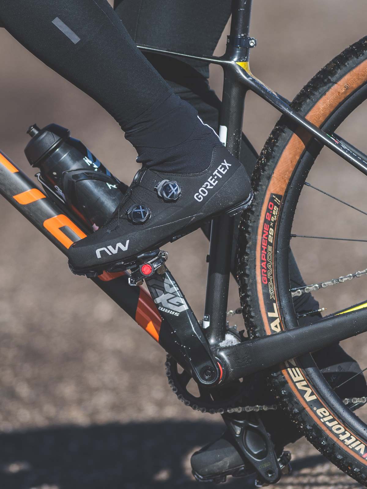 Buty rowerowe NORTHWAVE FLAGSHIP GTX czarny