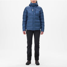 Kurtka MILLET W Kamet Pro Down Hoodie granatowy
