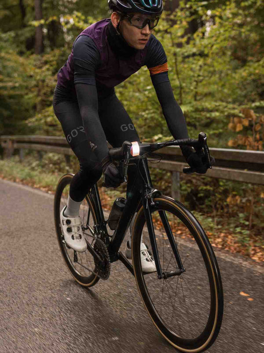 Lampka rowerowa BOOKMAN Curve Front Light 220lm pomarańczowy
