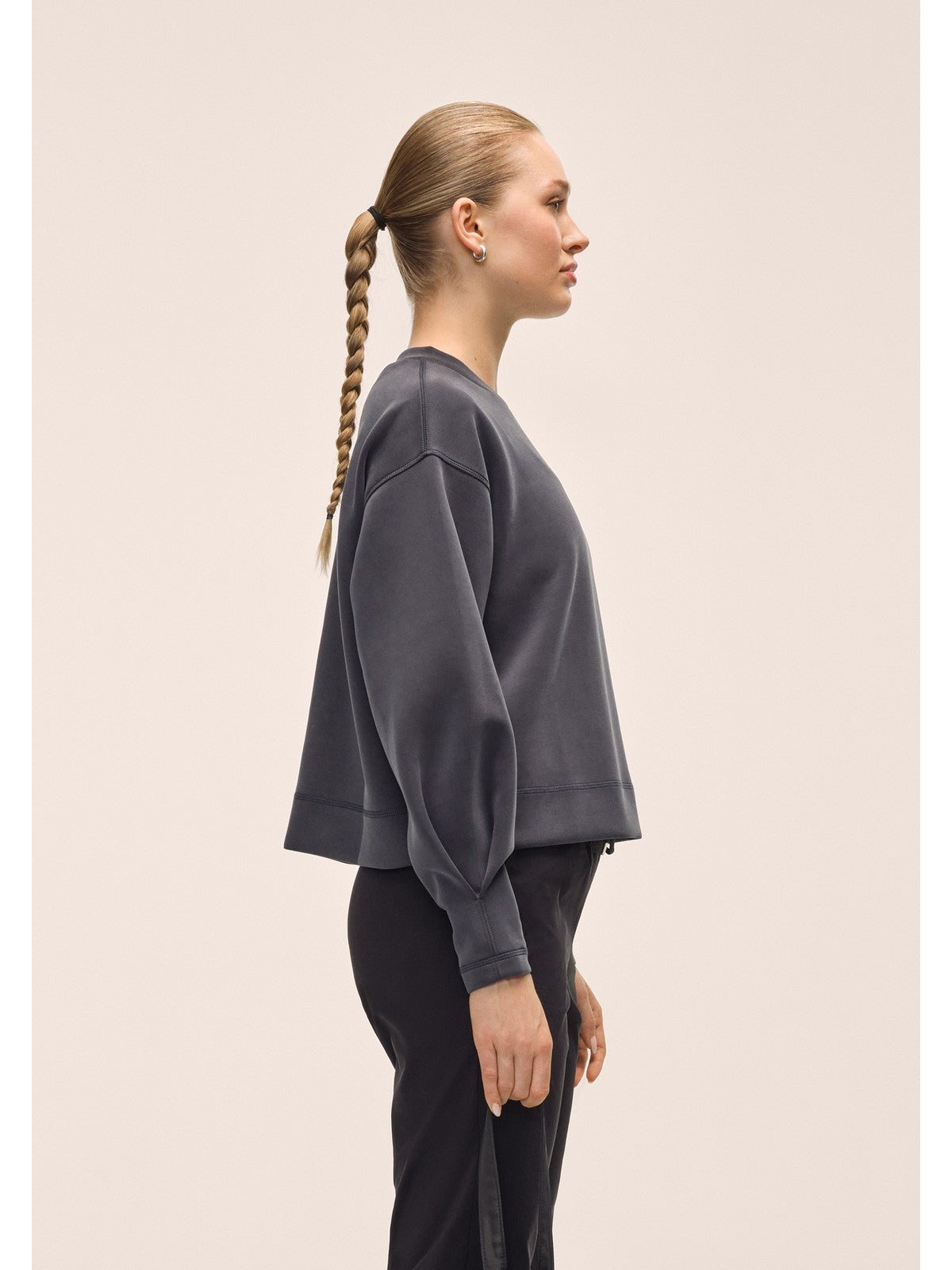 Bluza damska CASALL Peachy Crew Neck kolor czarny