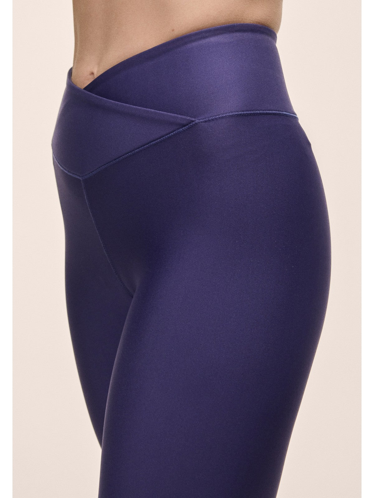 Legginsy damskie z wysoką talią Casall Overlap High Waist Tights fioletowy