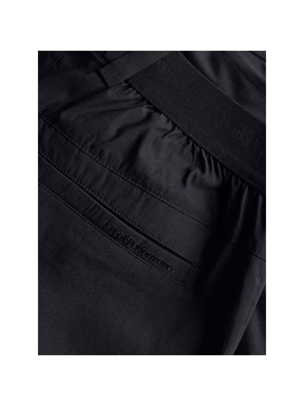 adventuresports szorty-peak-performance-m-player-shorts-czarny-g77165060-050 detail3
