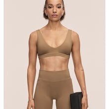 Stanik sportowy CASALL Soft Touch Padded Sports Bra kolor zielony
