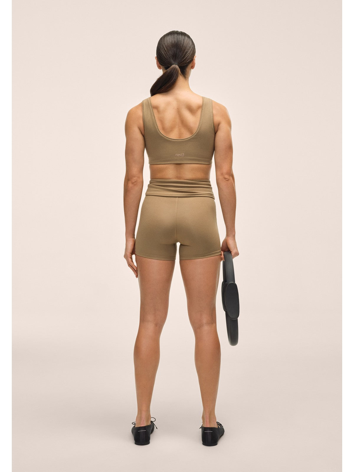 Legginsy damskie CASALL Sublime Folded Hotpants kolor brązowy
