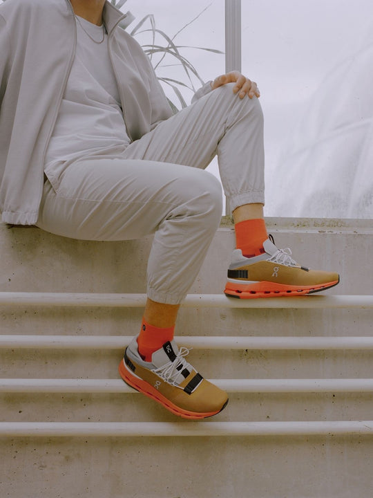 Buty męskie ON RUNNING CLOUDNOVA - brązowy
