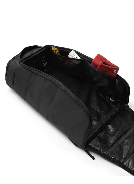 Plecak Db™ Hugger Bootpack 45L Black Out
