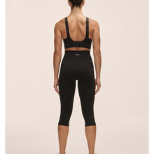 Legginsy damskie CASALL Essential 3/4 Tights kolor czarny
