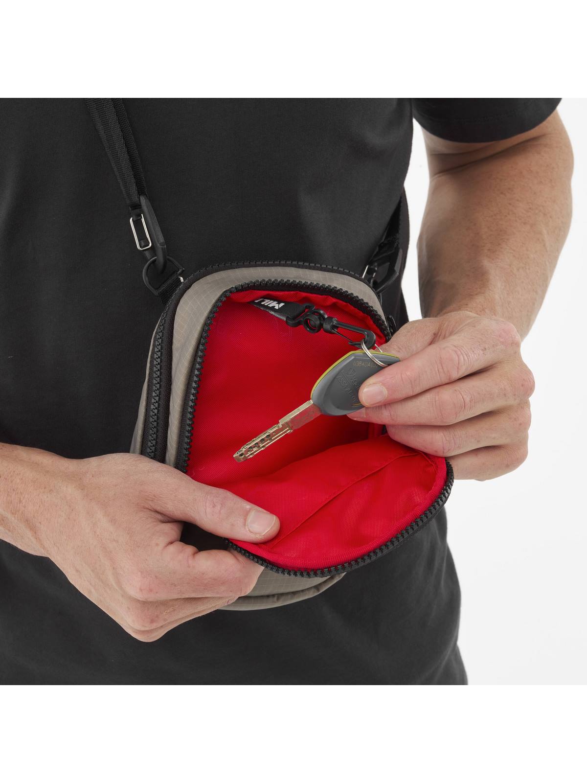 Saszetka MILLET Divino Sling Beżowy