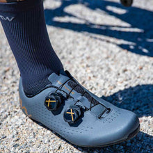 Buty rowerowe NORTHWAVE Revolution 3 ciemny szary/złoty - Adventure Sports
