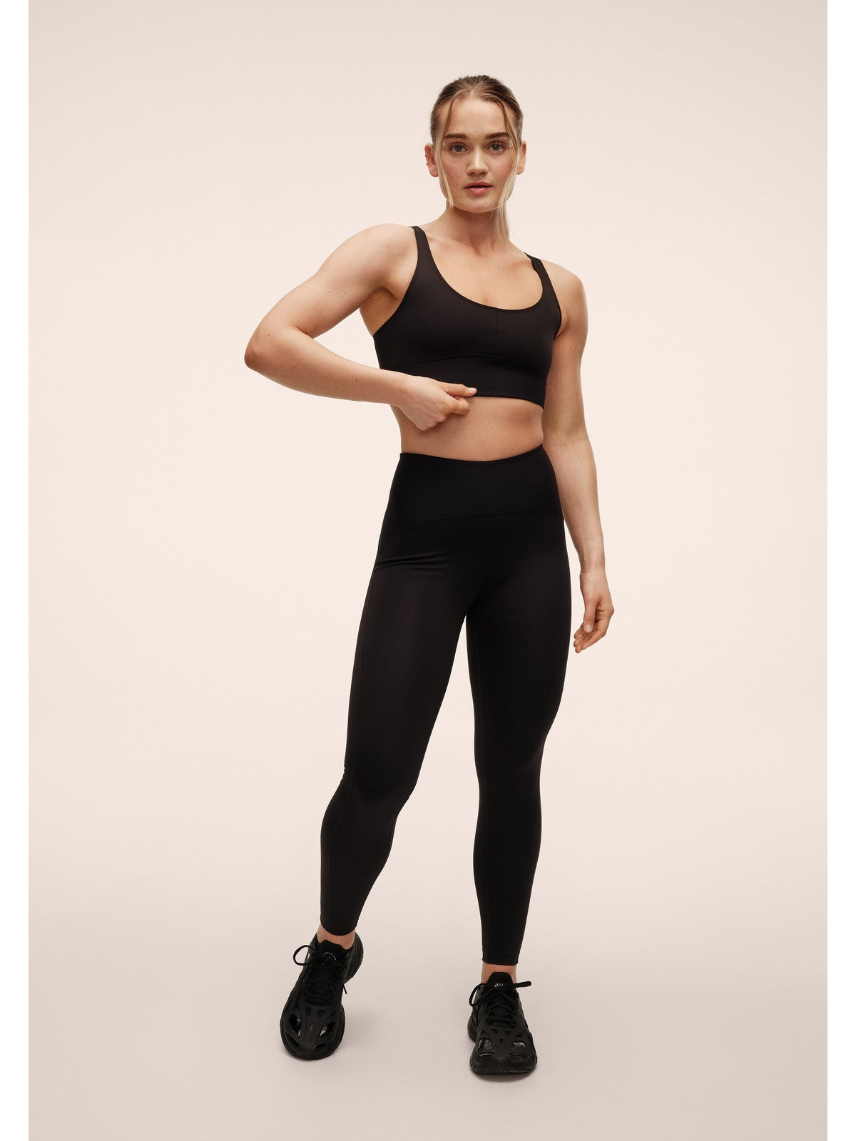 Top damski CASALL Brace Rib Top czarny