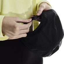 Czapka z daszkiem ON RUNNING On Cap czarny
