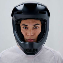 Kask rowerowy POC Barocon Carbon czarny
