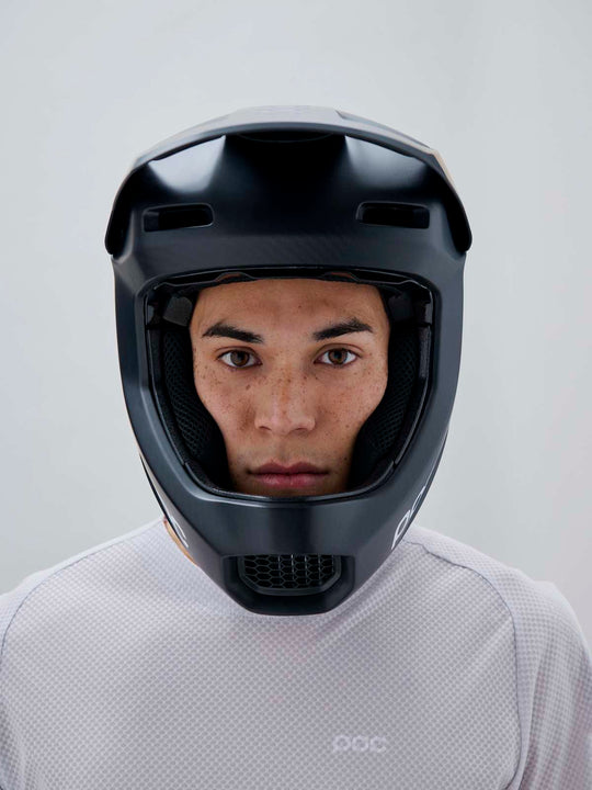 Kask rowerowy POC Barocon Carbon czarny

