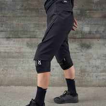 Spodenki rowerowe POC W’S INFINITE ALL MOUNTAIN - czarny - Adventure Sports
