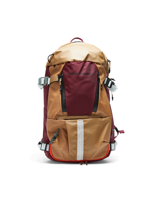 Plecak PEAK PERFORMANCE Vertical Ski Backpack 20L brązowy
