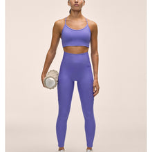 Stanik Casall Sleek Strappy Sports Bra kolor fioletowy
