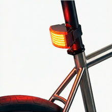 Lampka rowerowa BOOKMAN Curve Rear Light 50lm - black
